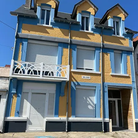 Апартаменты Mahon 250m De La