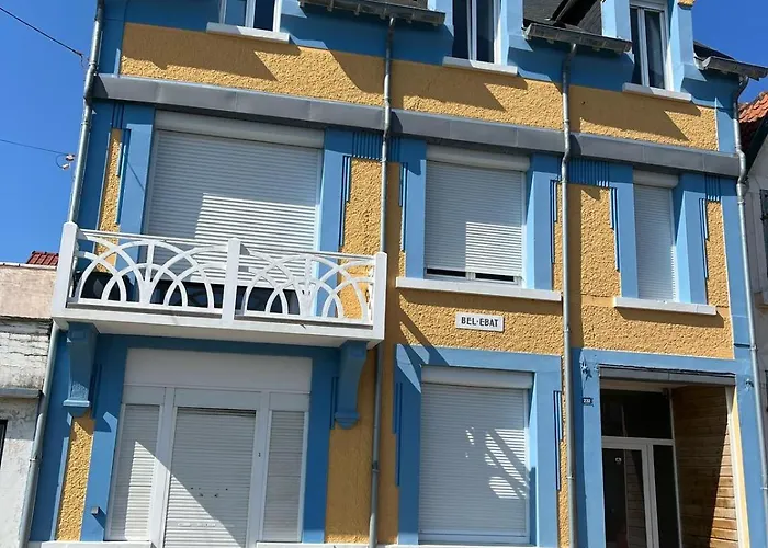 Apartment Mahon 250m De La